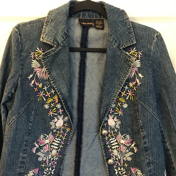 Embroidered Jean jacket - Picture 2 of 4